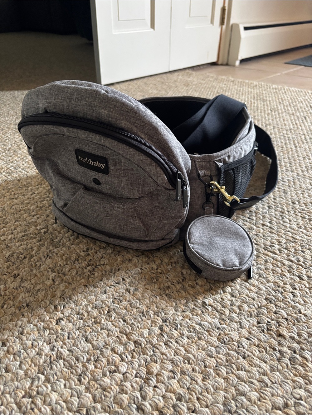 Tushbaby Hip Pack with Carrying Strap and Pacifier Attachment